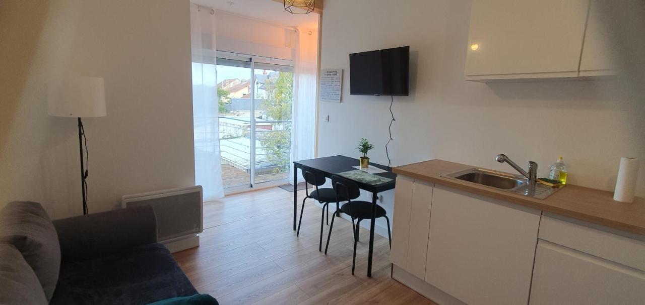 Charmant T2 Avec Grande Terrasse Quartier Jardin Massey Тарб Екстериор снимка
